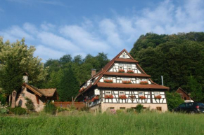 Гостиница Naturparkhotel Holzwurm, Засбахвальден
